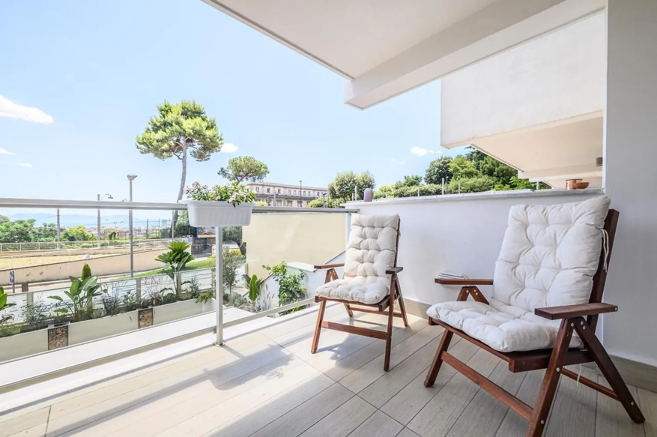 Viale Dei Colli Aminei 10 Apartment Naples